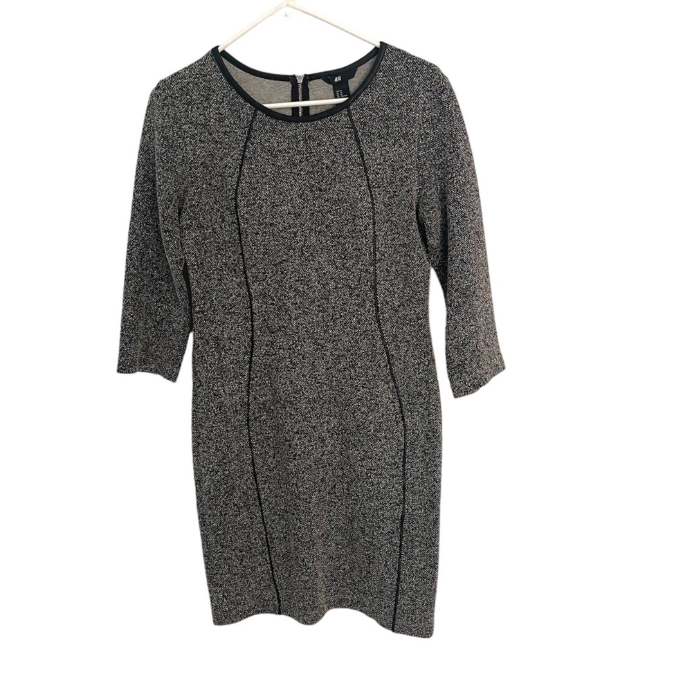 H&M salt & pepper grey 3/4 sleeve structured dress with black piping detail - Picture 2 of 6